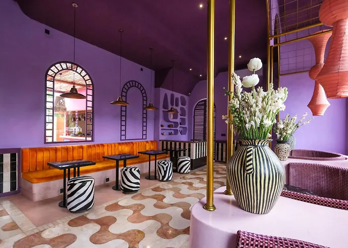 El Barrio Boutique & Bar ヴィラ チャングー